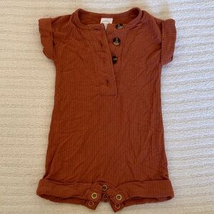 Like new - Lou Lou & Co. Ribbed Romper
